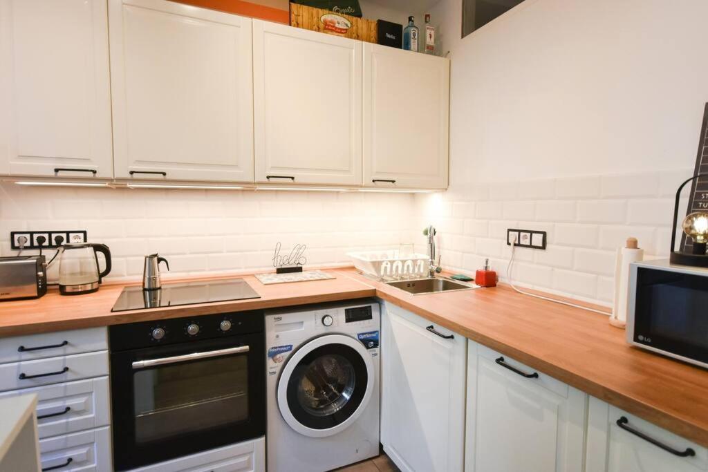 Renovated Stylish Flat At The Castle&Metro Διαμέρισμα Βουδαπέστη Εξωτερικό φωτογραφία